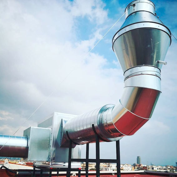 InstalaciÃ³n de cajas de extracciÃ³n de humos en Barcelona - Ventila